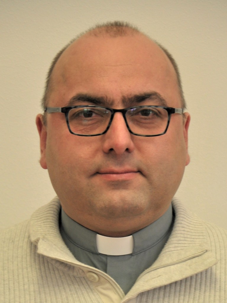 Izv. prof. dr. sc. Davor Vuković