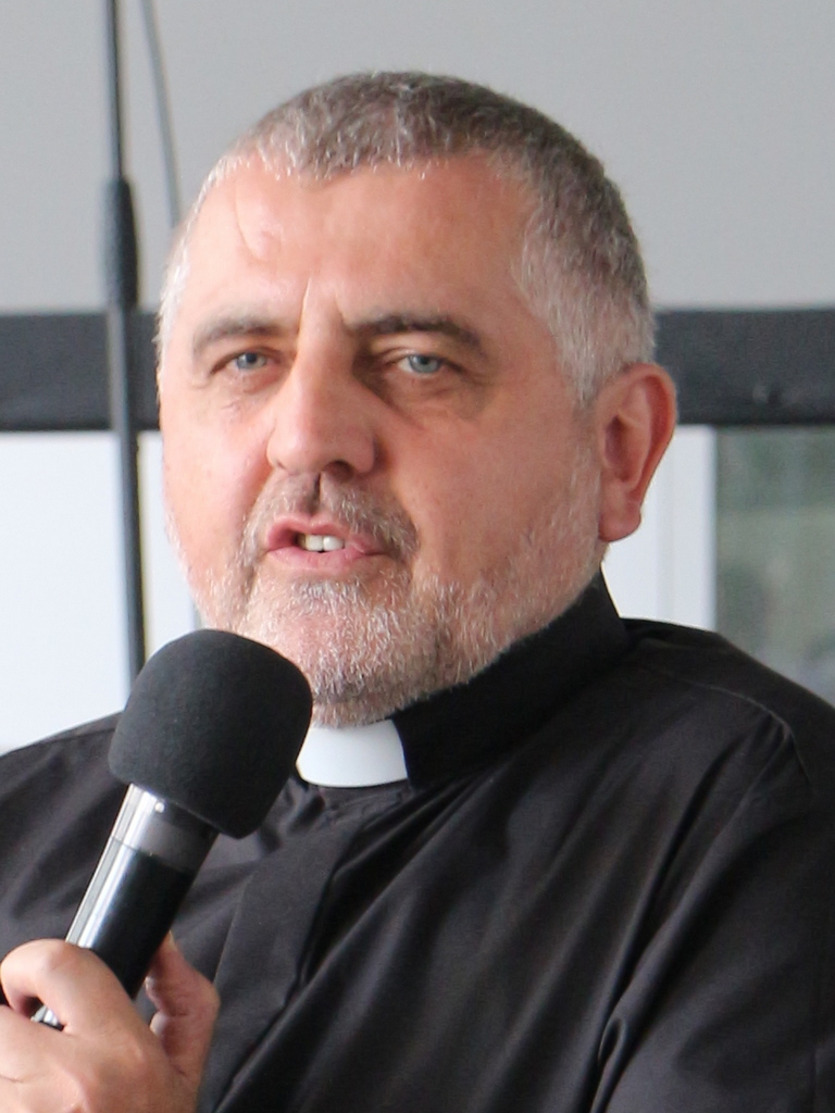 Izv. prof. dr. sc. Grgo Grbešić