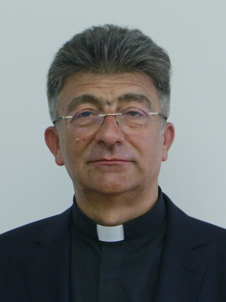 Izv. prof. dr. sc. Ivica Pažin